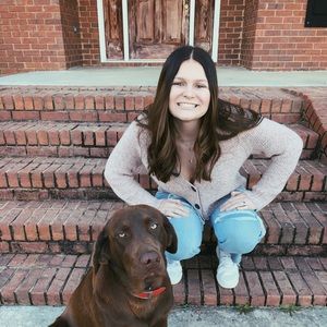 Meet your Posher, Caitlyn